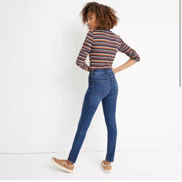 MADEWELL Petite 10" High-Rise Skinny Jeans Tarren Wash
Size 27P - Picture 4 of 11